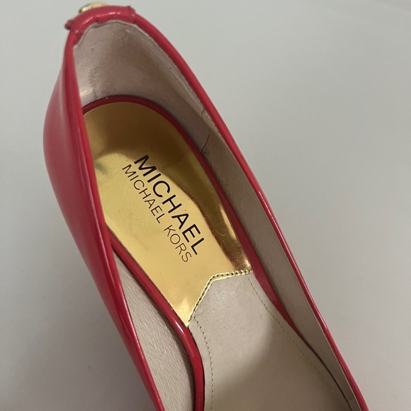 MICHAEL Michael Kors MK- Flex Coral Reef Red Patent Leather Mid Heel Pumps 6.5 - Picture 6 of 10